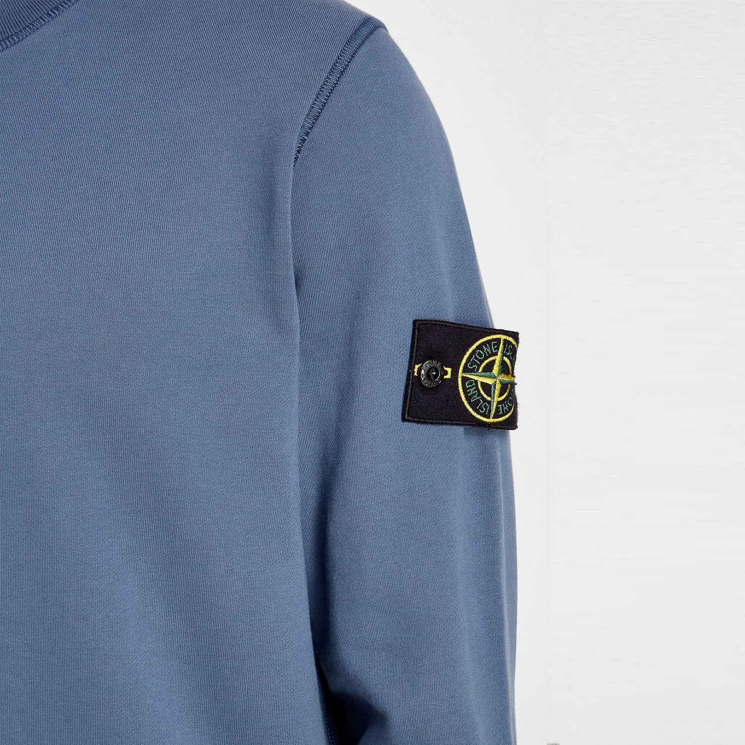 苍♡ Свитшот Stone Island 101563051 V0024 по акционной цене в